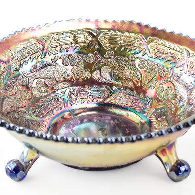 FENTON ART GLASS "LITTLE FISHES" CARNIVAL GLASS BOWL