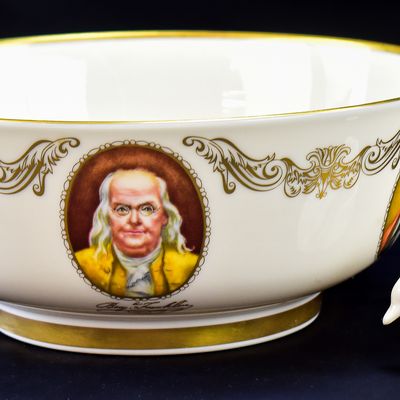 LENOX "PATROITS" BOWL AND SWAN SALT DIP