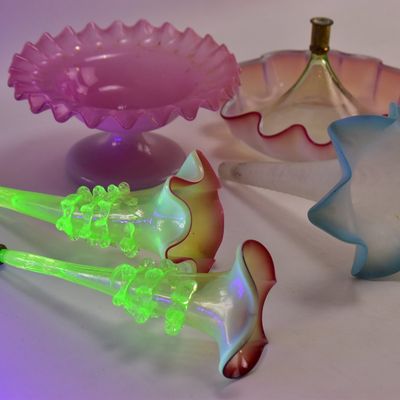 VICTORIAN ART GLASS EPERGNE BASES AND TRUMPET VASES