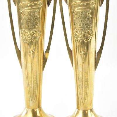 BELDRAY & COMPANY ART NOUVEAU-STYLE FLOWER VASE PAIR