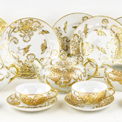 NAGOYA SHOFU NIPPON GOLD PORCELAIN TEA SET