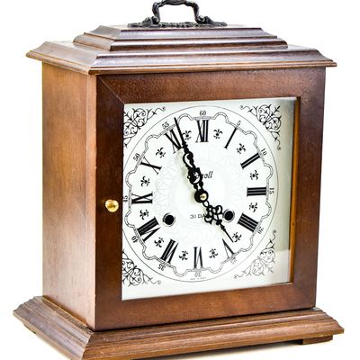 RONELL 31-DAY MECHANICAL MANTEL CLOCK