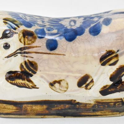 MODERN REPUBLIC ERA CHINESE CIZHOU-STYLE CERAMIC CAT PILLOW HEADREST