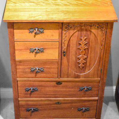 LEXINGTON FURNITURE OAK TALL DOOR CHEST