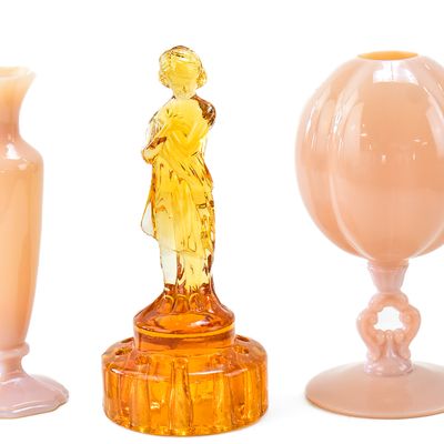 CAMBRIDGE GLASS VASE TRIO: BUD VASE, IVY BALL VASE, FLOWER FROG