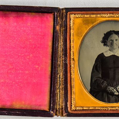 WILLIAM SHEW AMBROTYPE OF A WOMAN IN BLACK