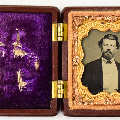 MINIATURE DAGUERREOTYPE; UNION CASE