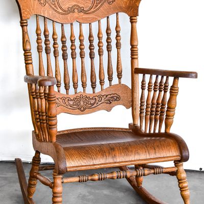 AMERICAN PRESSED-BACK OAK ROCKING CHAIR