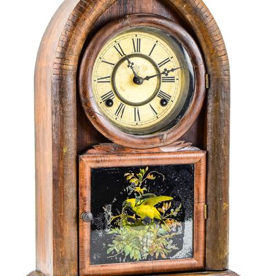 WATERBURY CLOCK COMPANY BEEHIVE MANTEL SHELF CLOCK