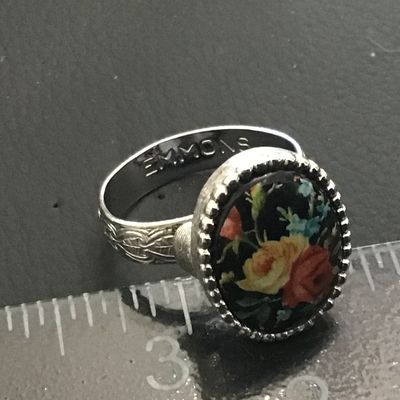 Emmons Signed Vintage Adjustable Ring Black Floral