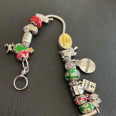 Very nice Vintage Christmas fashion charm Bracelet