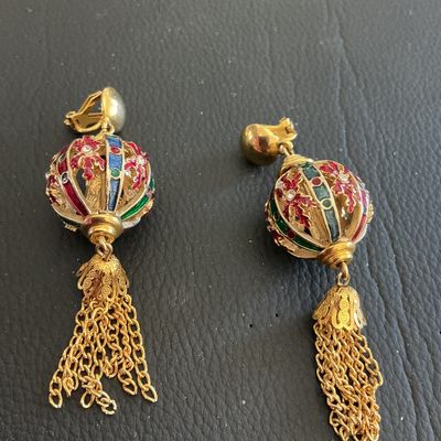 Vintage gold tone enamel Christmas ornament earrings