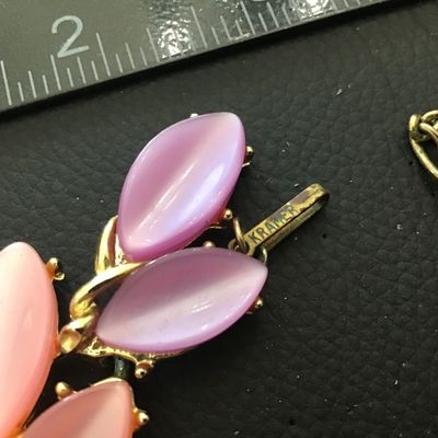 Kramer Thermoset Vintage Necklace Pink Purple