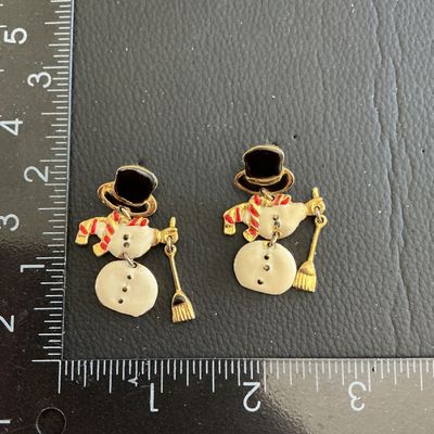 Vintage Christmas fashion earrings