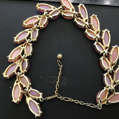 Kramer Thermoset Vintage Necklace Pink Purple