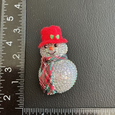 Vintage Avon Christmas fashion Brooch untested needs new Battery