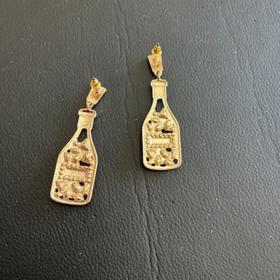 Very nice champagne bottle dangle earrings with rhinestones