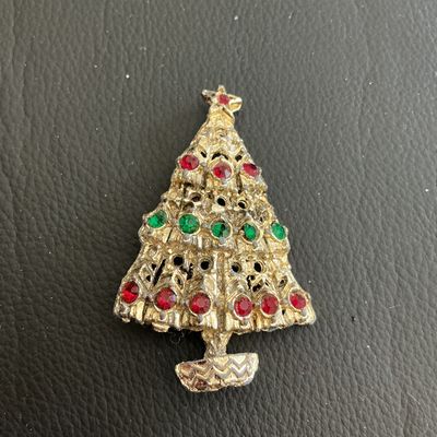 Vintage Christmas Brooch has age and wear blemishes