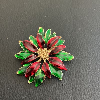 Vintage Christmas fashion Brooch