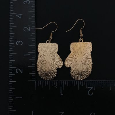 Cute holiday mittens earrings