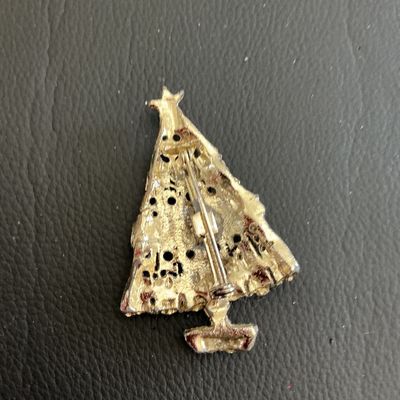 Vintage Christmas Brooch has age and wear blemishes