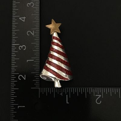 Cute fashion holiday brooch