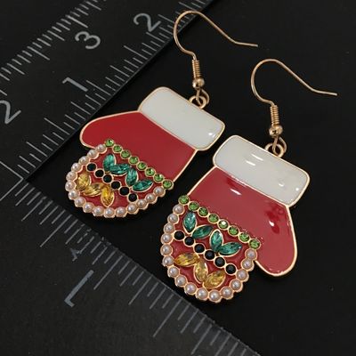 Cute holiday mittens earrings