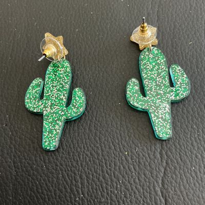 Very cute Christmas fashion earrings