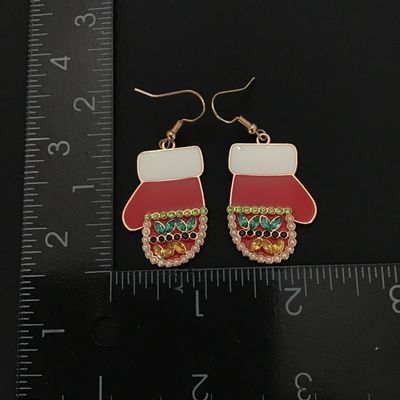Cute holiday mittens earrings