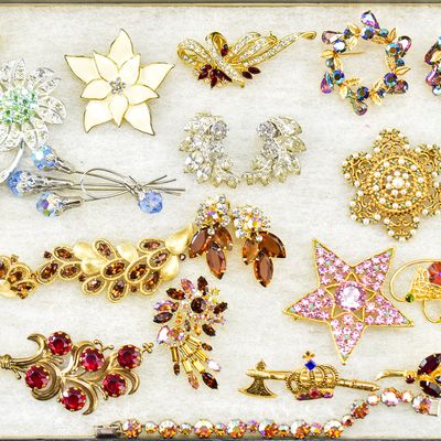 Sale Photo Thumbnail #3: RHINESTONE COSTUME JEWELRY ASSORTMENT: JOAN RIVERS, KRAMER, EISENBERG ICE