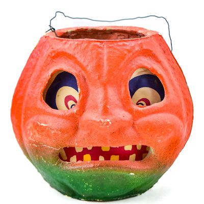 Sale Photo Thumbnail #103: AMERICAN PULP PAPER MACHE JACK-O-LANTERN