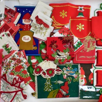 Sale Photo Thumbnail #158: CHRISTMAS LINEN ASSORTMENT
