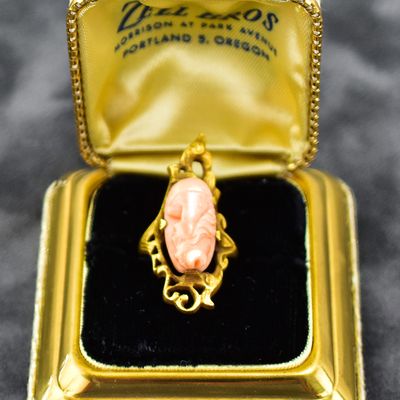 Sale Photo Thumbnail #15: ART NOUVEAU 14K GOLD CARVED CAMEO RING