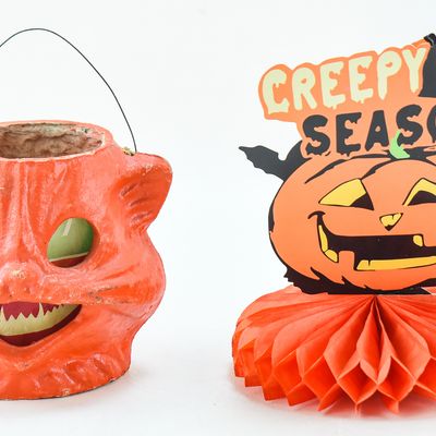 Sale Photo Thumbnail #108: PAIR OF HALLOWEEN DECOR ITEMS: LANTERN & CENTERPIECE