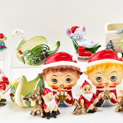 Sale Photo Thumbnail #140: CERAMIC CHRISTMAS FIGURES COLLECTION