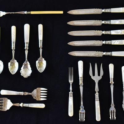 Sale Photo Thumbnail #33: ASSORTED SILVERPLATE FLATWARE W/ MOTHER OF PEARL HANDLES