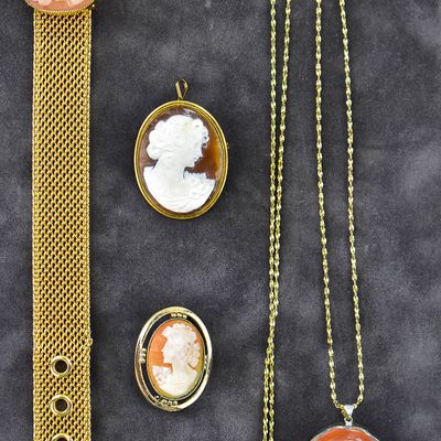 Sale Photo Thumbnail #4: VICTORIAN CAMEO JEWELRY COLLECTION