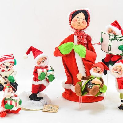 Sale Photo Thumbnail #162: MID-CENTURY ANNALEE MOBILITEE CHRISTMAS DOLLS