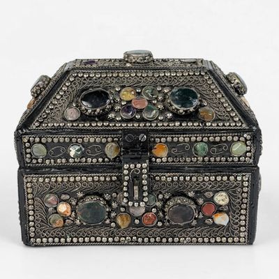 Vintage Agate Inlaid Moroccan Box