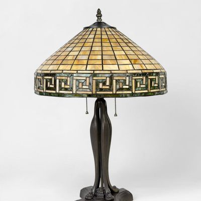 Tiffany Style Lamp (A)
