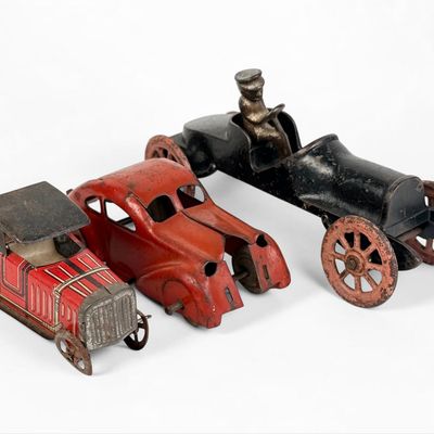 Sale Photo Thumbnail #157: (3) Antique Cast Iron & Tin Toy Cars (H)