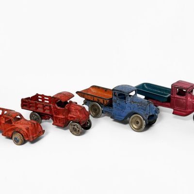 Sale Photo Thumbnail #156: (4) Antique Cast Iron Trucks (G)