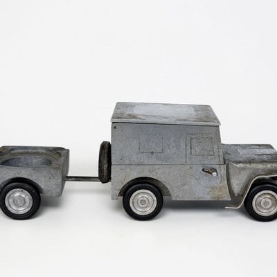 Sale Photo Thumbnail #184: Vintage Baier WWII German Jeep Smoker's Companion Set
