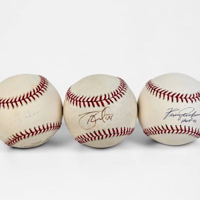 (3) Signed Major League Baseballs Inc Yogi Berra (G)