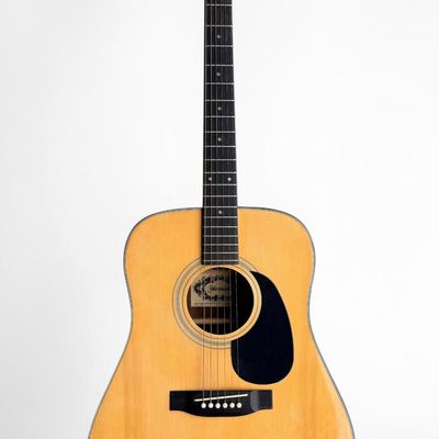 Yamaki Dreadnought Acoustic Guitar