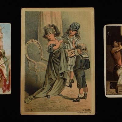 Sale Photo Thumbnail #305: (3) VINTAGE ADVERTISEMENT CARDS
