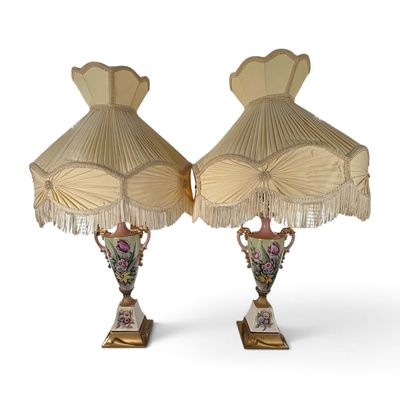 Sale Photo Thumbnail #113: Pair Capodimonte-Style Porcelain Urn Lamps