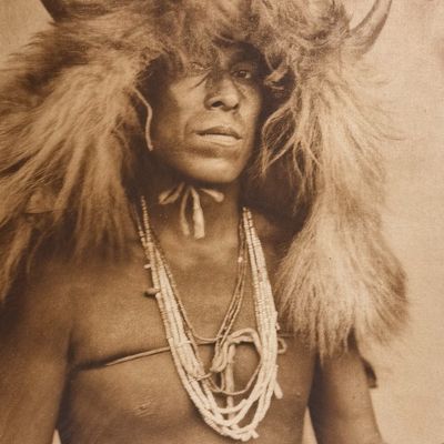 E Curtis, Folio, Japanese Tissue in Overmat - Sia Buffalo Mask