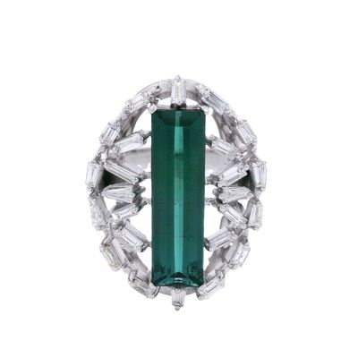 Sale Photo Thumbnail #433: 18kt white Gold Cocktail Ring with Green Tourmaline & Diamonds