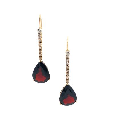 Sale Photo Thumbnail #422: 18kt yellow Gold Dangling Earrings with Garnets & Diamonds